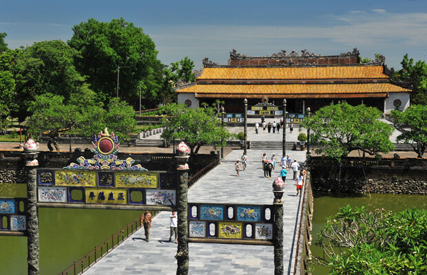 Đại Nội Huế - Thông tin cần biết, Khách Sạn, Giá vé, giờ mở cửa