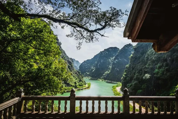 Động Am Tiên (Tuyệt Tình Cốc Ninh Bình)