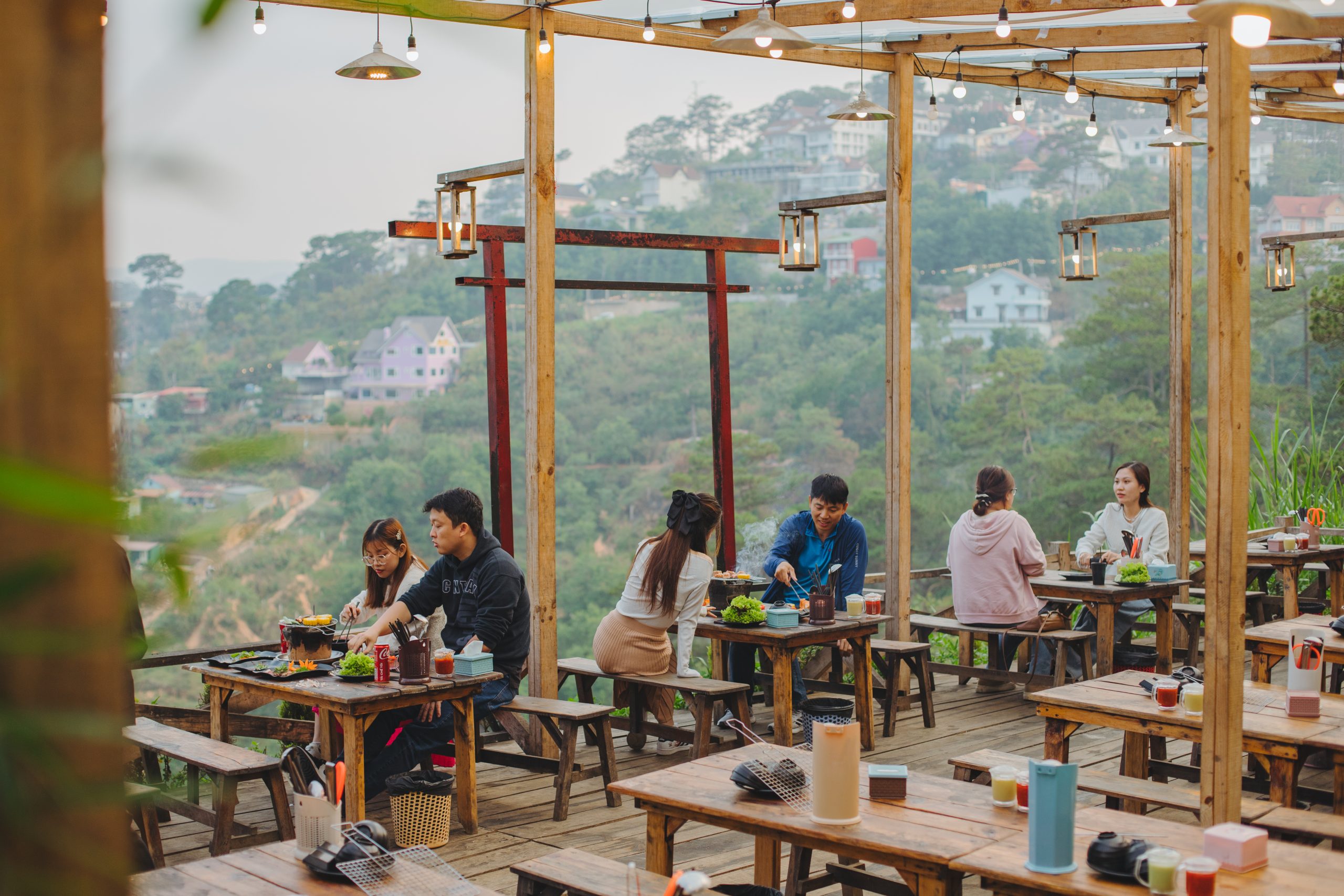 Tiệm Nướng Thương Thương – Tiệm Nướng Chill Nổi Tiếng Nhất Đà Lạt