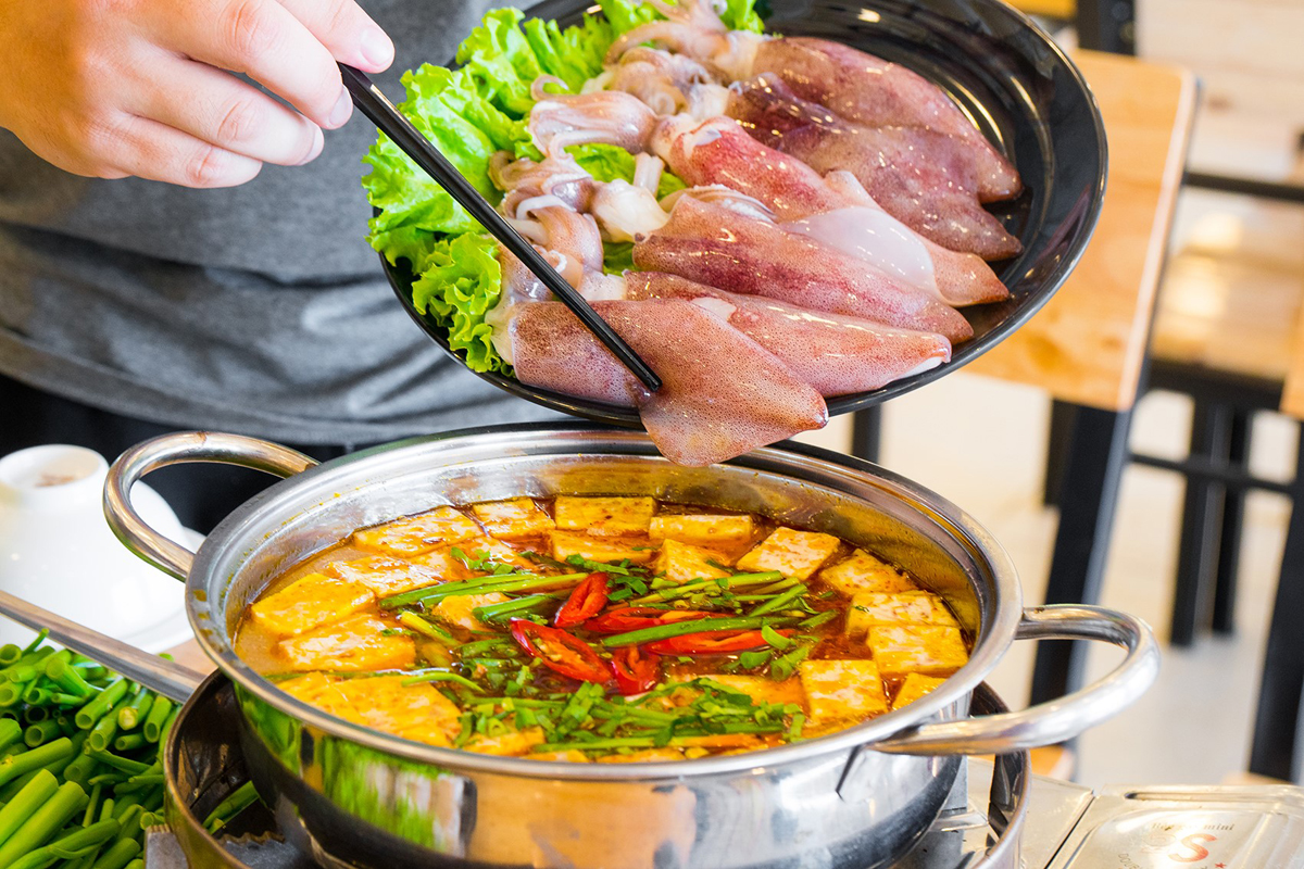 Lẩu mực Đại Lãnh