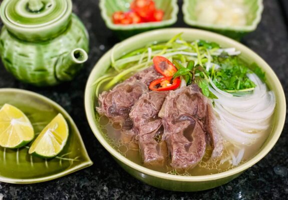 phở