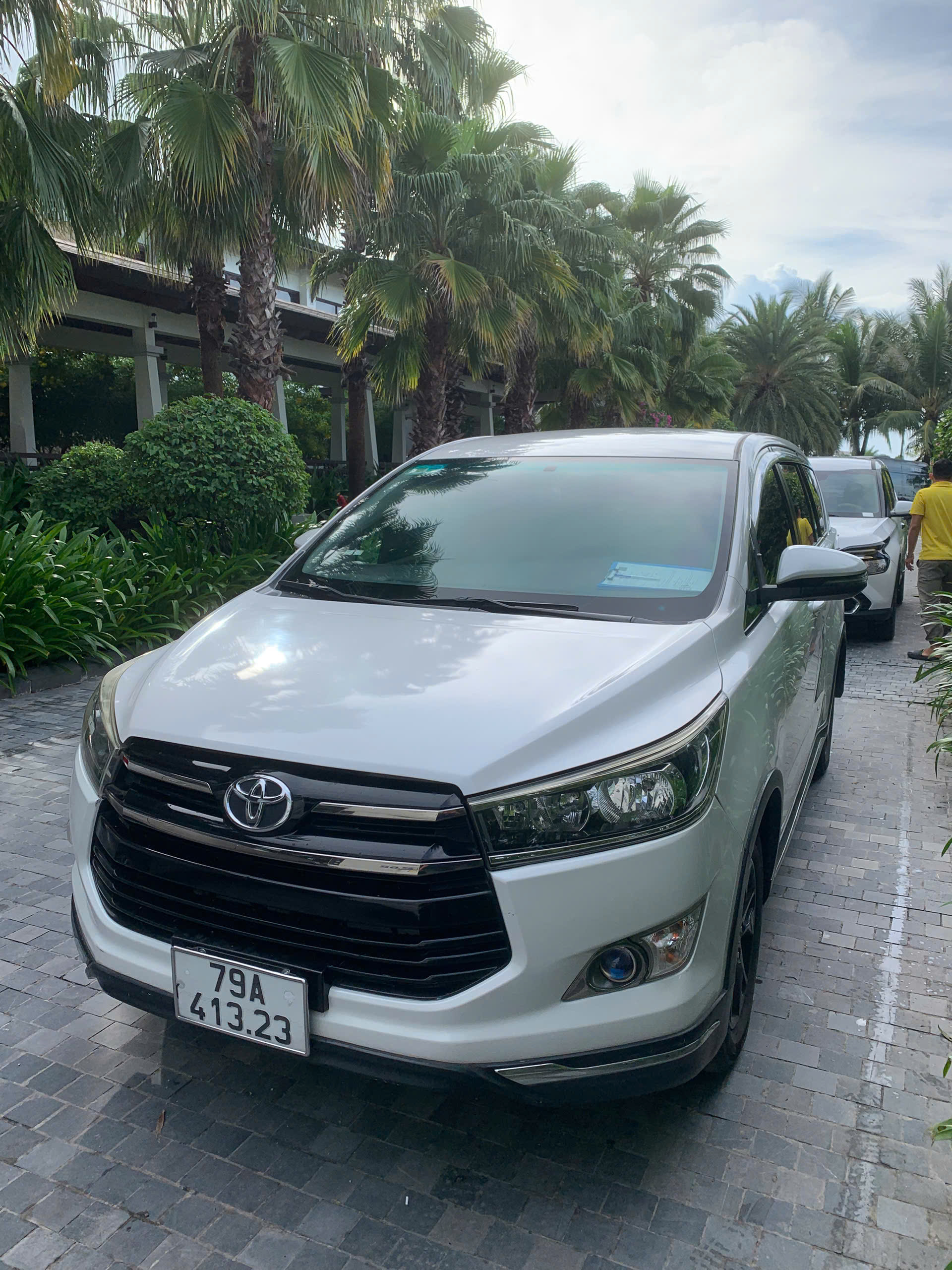 Thuê xe tự lái
