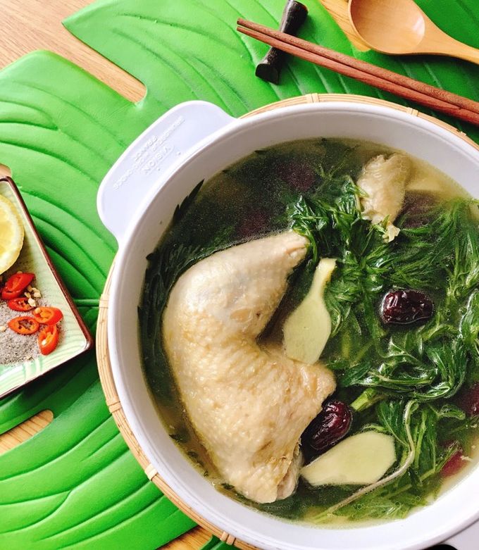Cách Làm Món đùi Gà Hầm Ngải Cứu, Táo Tàu & Gừng Non của Dory - Cookpad