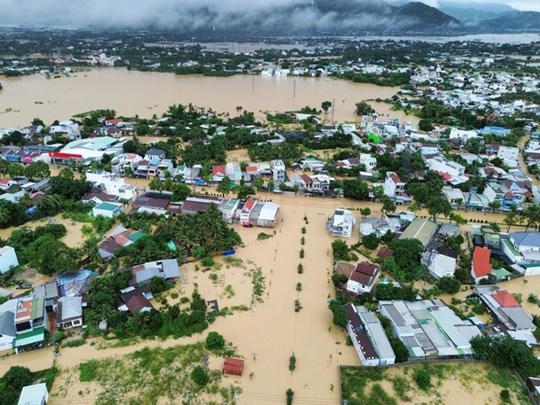 Triển khai tất cả các biện pháp cấp bách cần thiết để ứng phó với mưa lũ đặc biệt lớn tại Khánh Hòa, Đắk Lắk và Gia Lai | Tin tổng hợp |