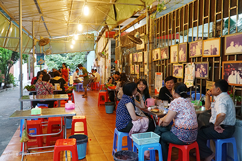 Quán vịt nấu chao Thành Giao đón khách nườm nượp ở xứ Tây Đô - iVIVU.com