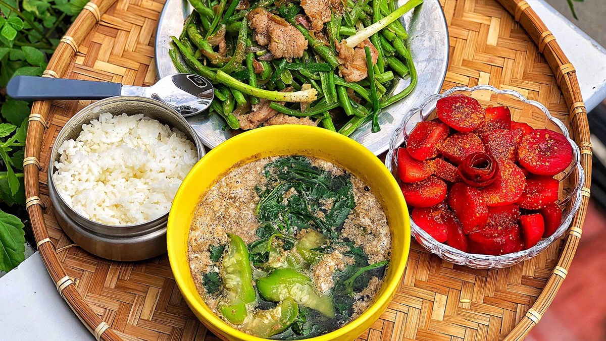 Cách nấu canh cua rau đay mướp ngọt mát, thơm lừng giải nhiệt cơ thể