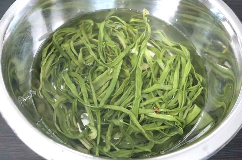 Cách làm gỏi rau tiến vua tôm thịt đơn giản, hấp dẫn, ăn là ghiền