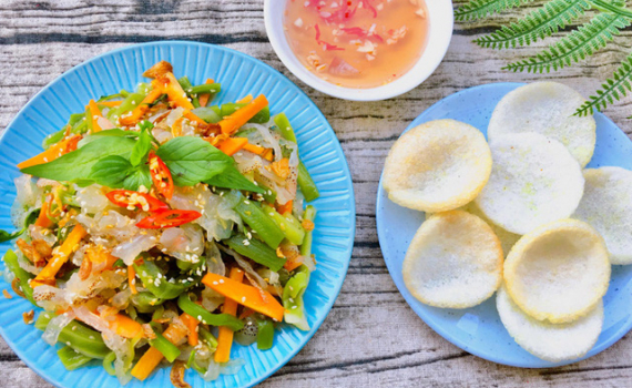 Gỏi sứa rau tiến vua - Báo Thái Bình điện tử