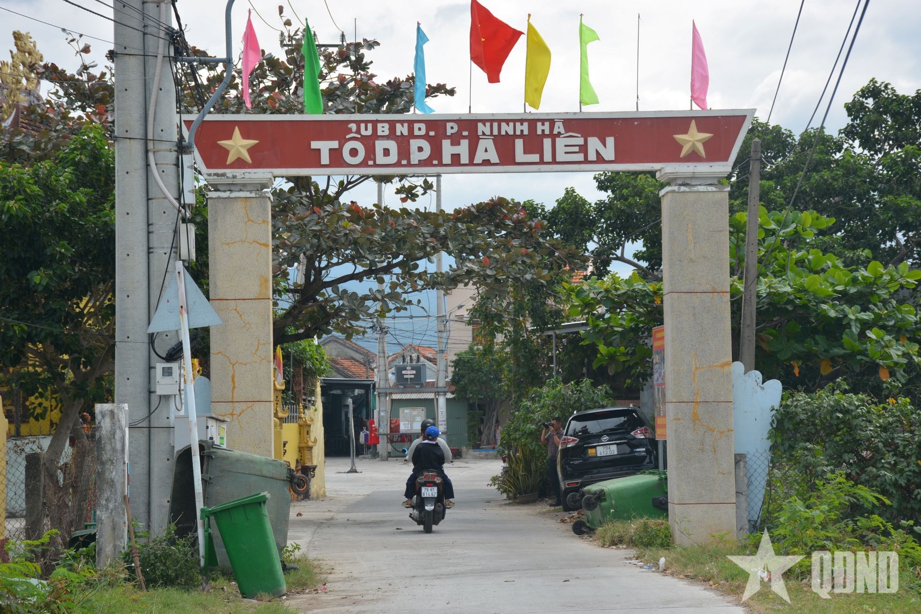 Sự độc đáo của làng Hà Liên ở vị trí địa lý sóng nước bao quanh