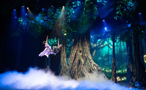 Công diễn vũ nhạc kịch Tiên Sa show - Tuổi Trẻ Online