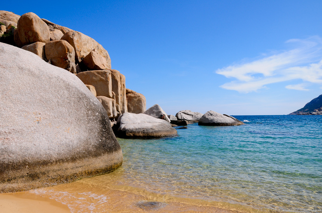 Beautiful Beaches in Ninh Thuan - TNK Travel