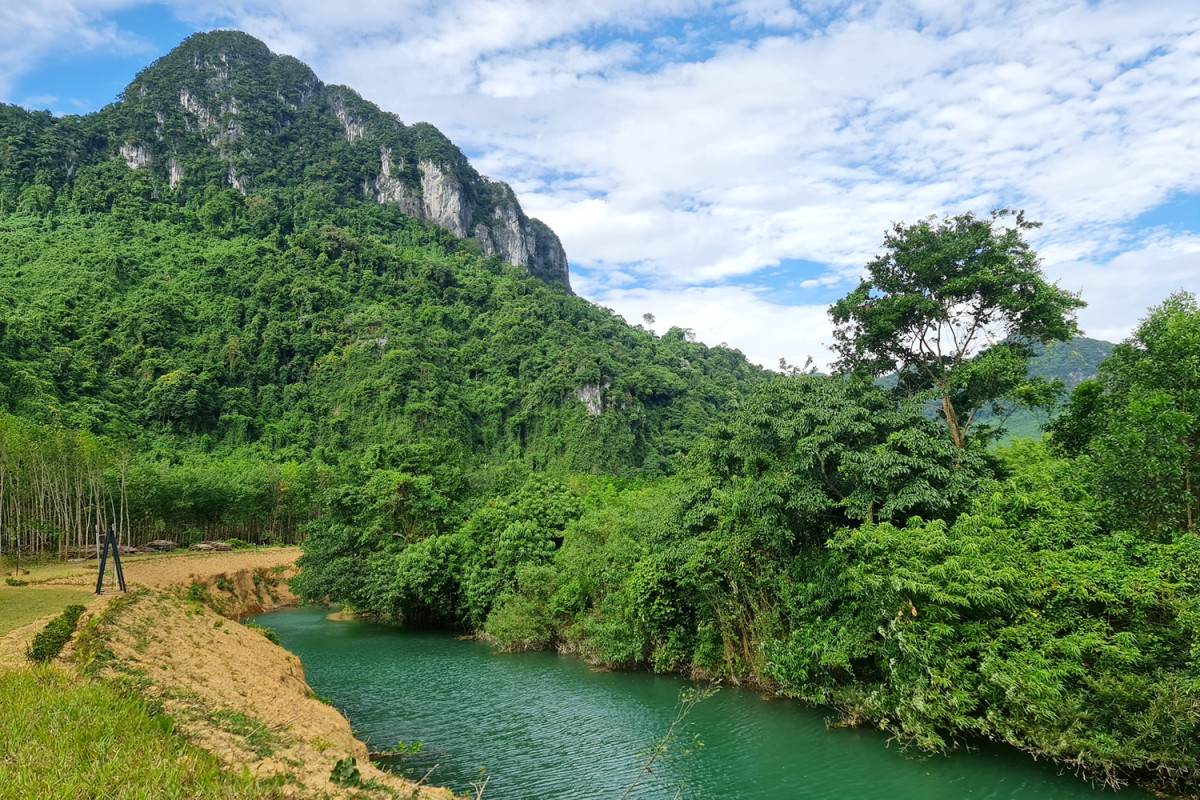 Cắm trại giữa rừng Quảng Bình - Báo Quảng Ninh điện tử