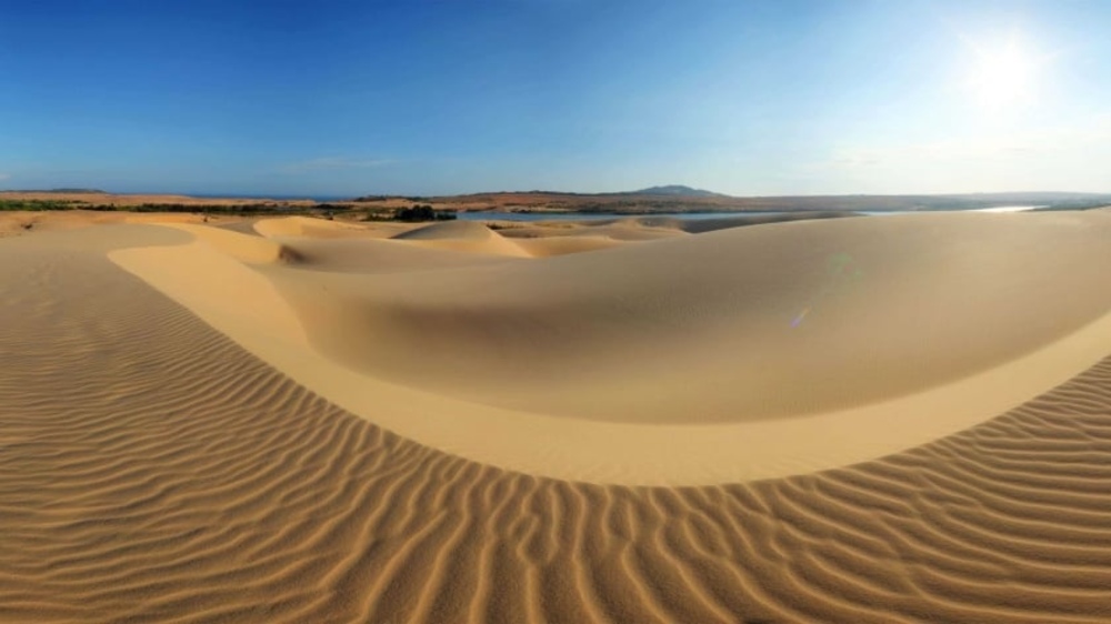 Đồi cát Phương Mai - 'Sa mạc Sahara' thu nhỏ giữa lòng Quy Nhơn | Xanh SM