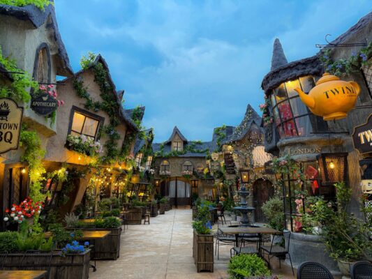The K Old Town – Trang trí Tết Biên Hòa phong cách châu Âu | Bản tình ca mùa xuân | Review Cafe Sống Ảo
