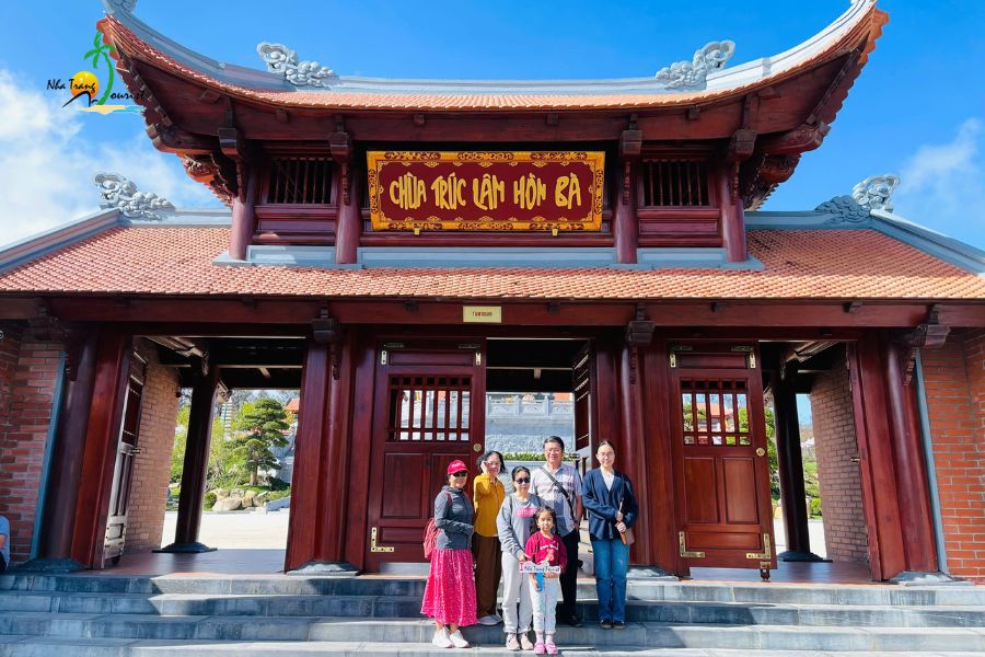 Tour tham quan chùa Trúc Lâm Hòn Bà 2 ngày 1 đêm -