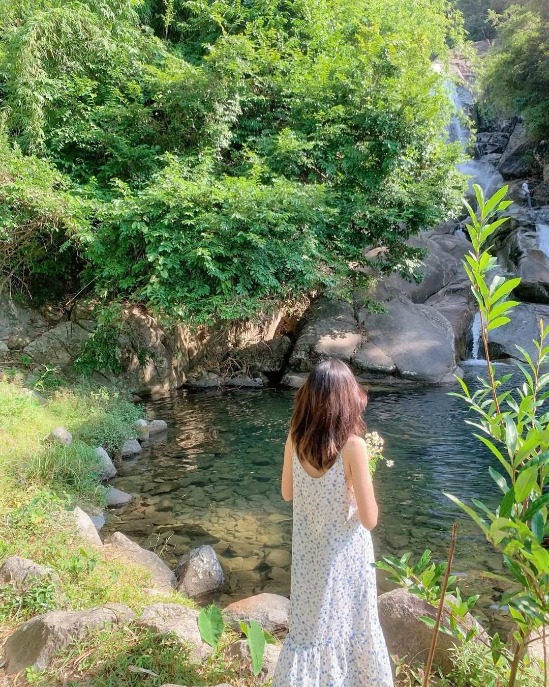 Thác Khe Vằn: Khu du lịch sinh thái hấp dẫn ở Quảng Ninh