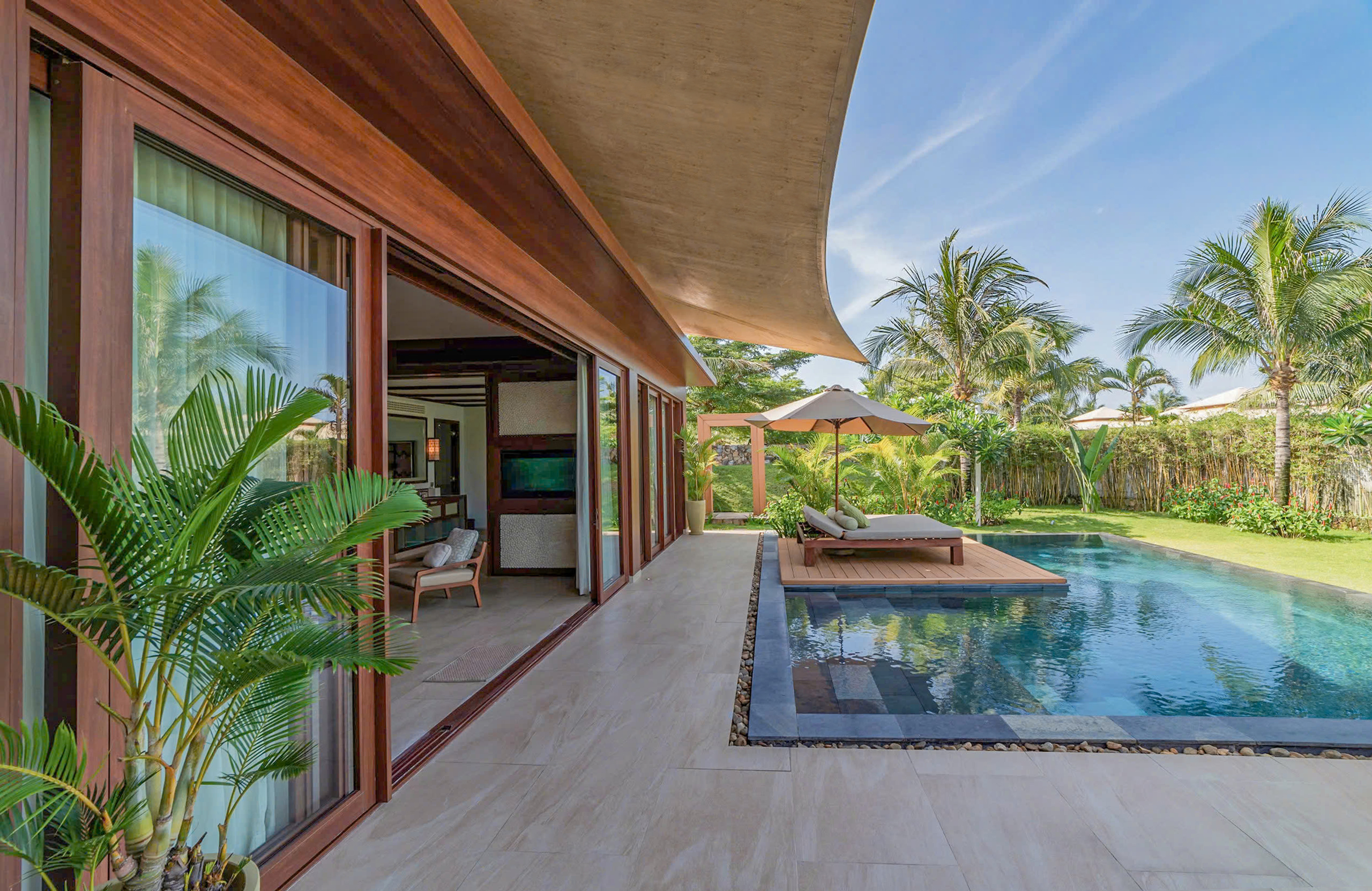 HIDEAWAY MAGIC - Fusion Resort Cam Ranh